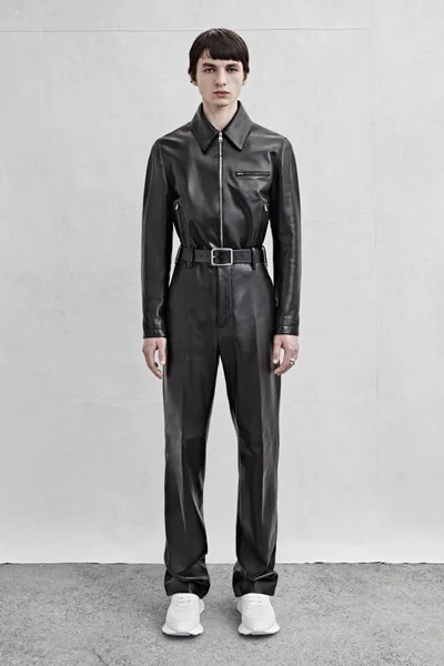 Look 15
